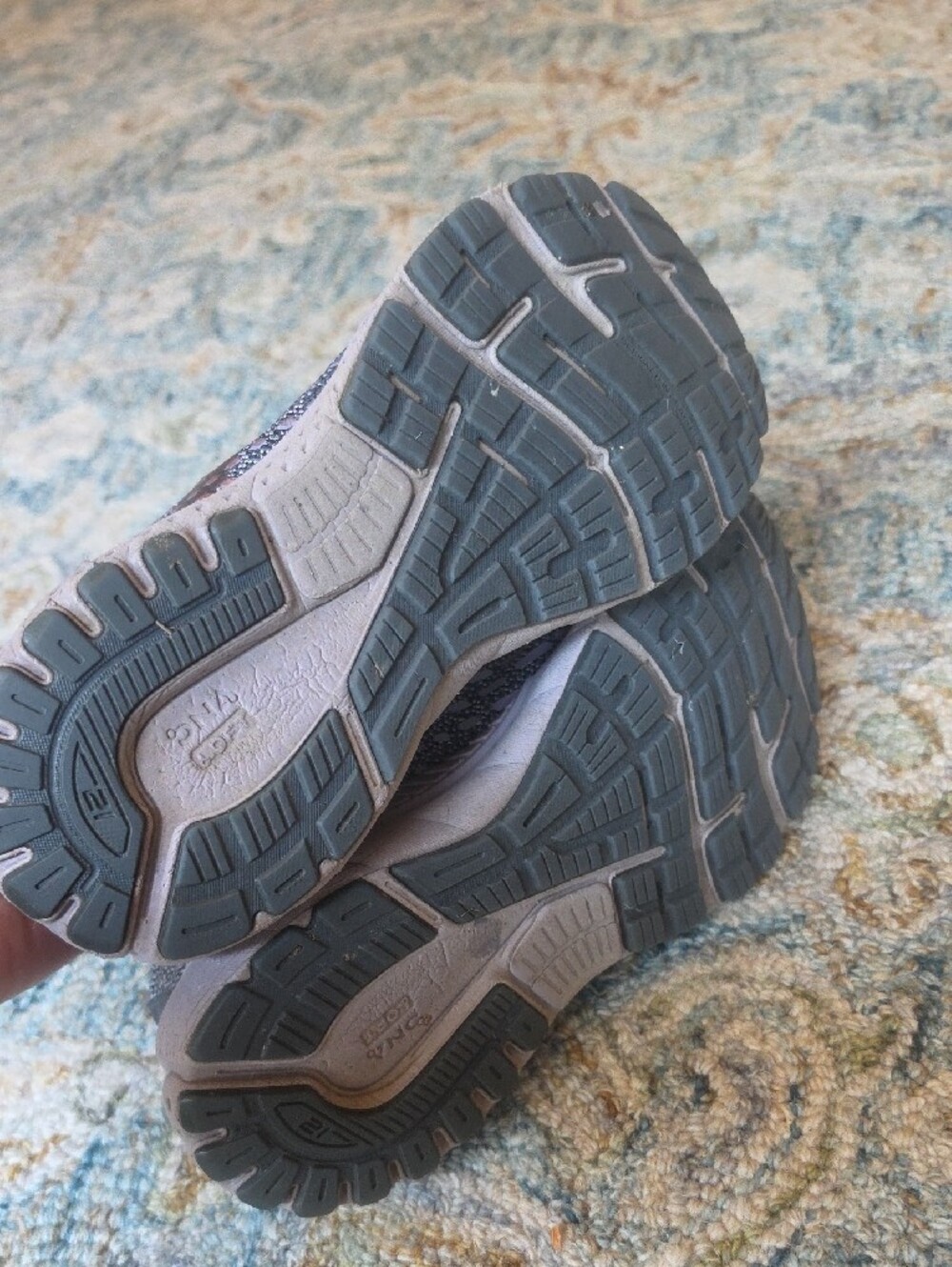 Brooks Women's Adrenaline GTS 8.5 - Picture 7 of 8